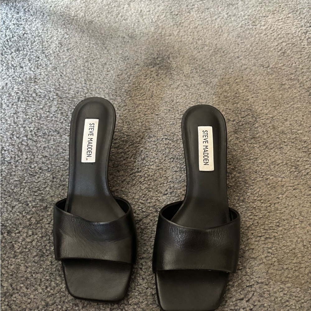 Steve Madden Ritza Heels Black
